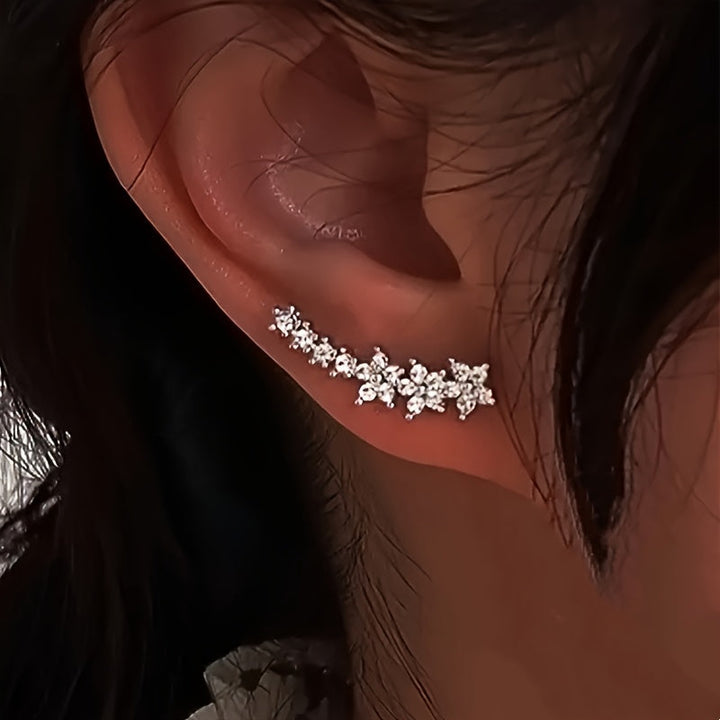 Freja – Classic Floral Earrings