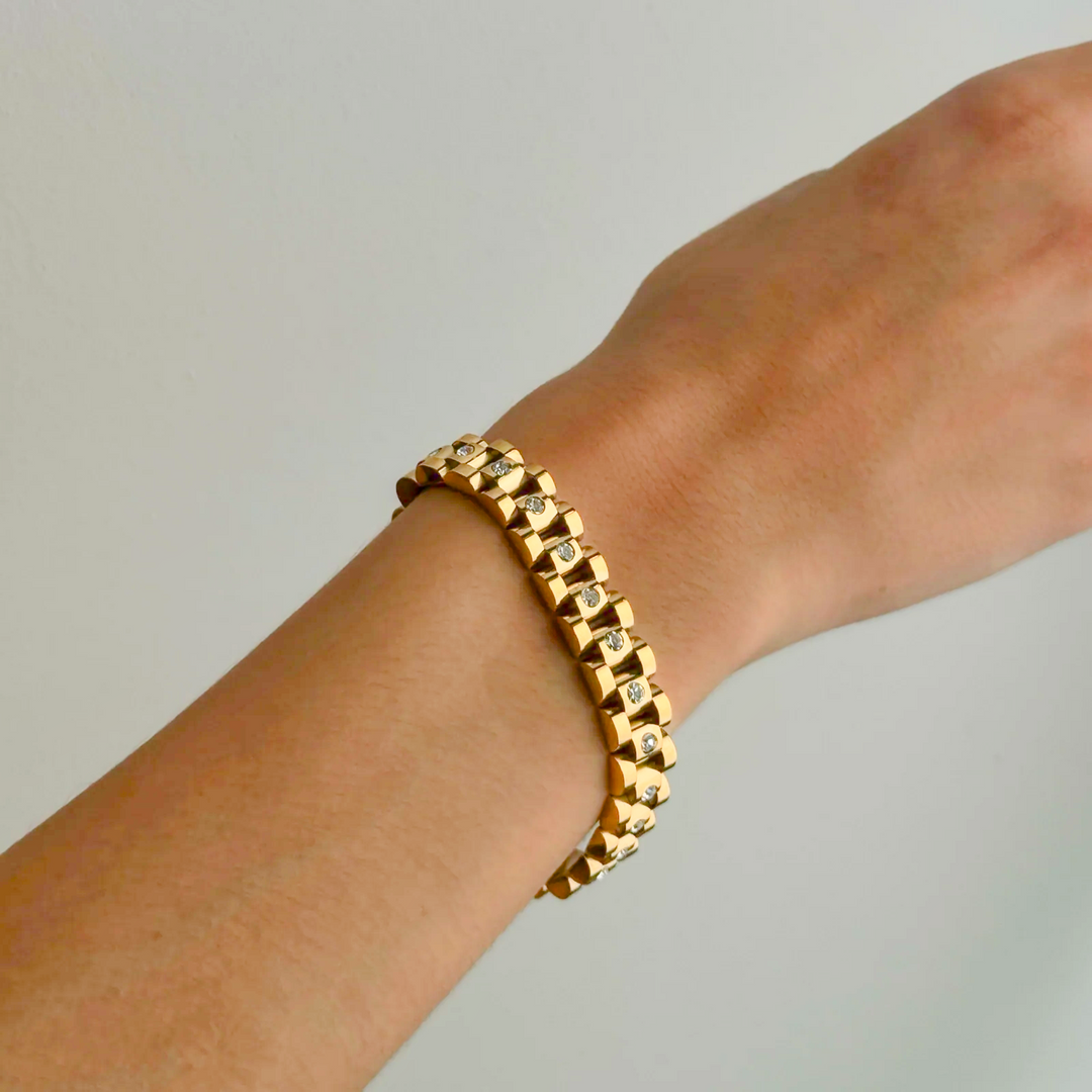 FinPuls | Stylish Bracelet