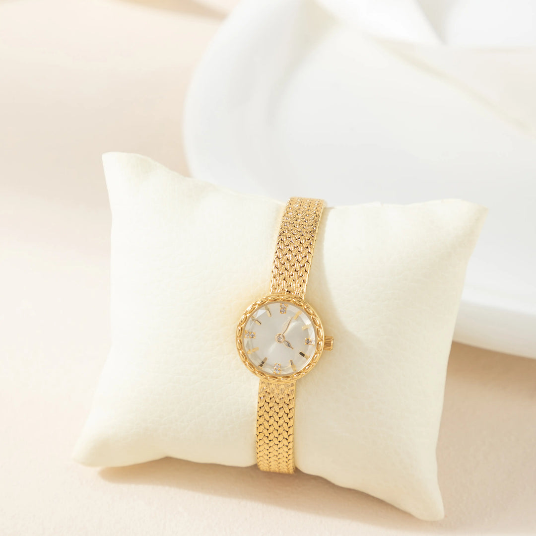 Petite Gold Magdalena