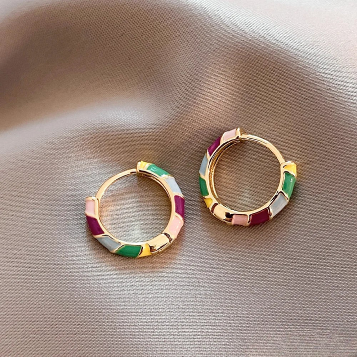 Helga-Marie – Short Gold Earrings