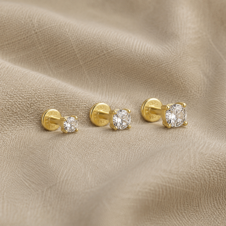 Evelyn – Elegant Curved Design Fine Gold Earrings