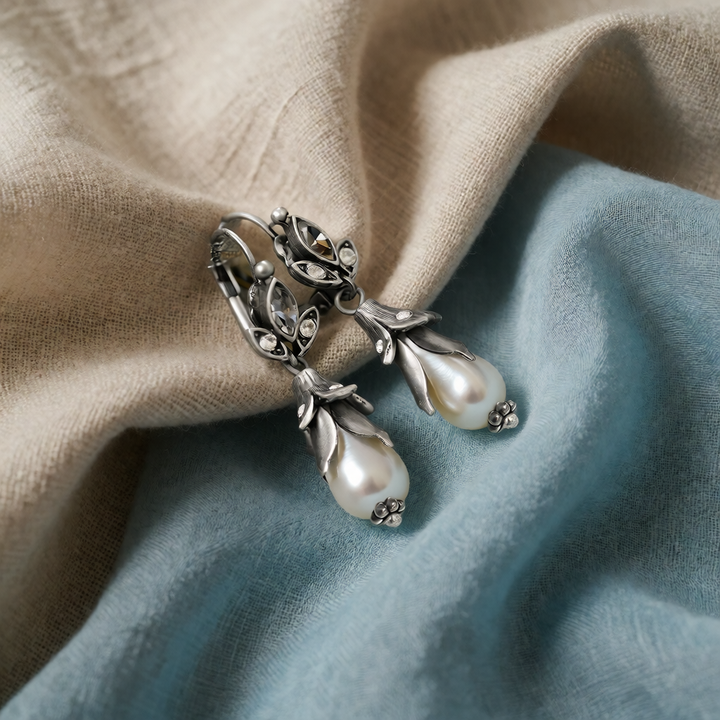 Lily Flower and Pearl Silver Earrings