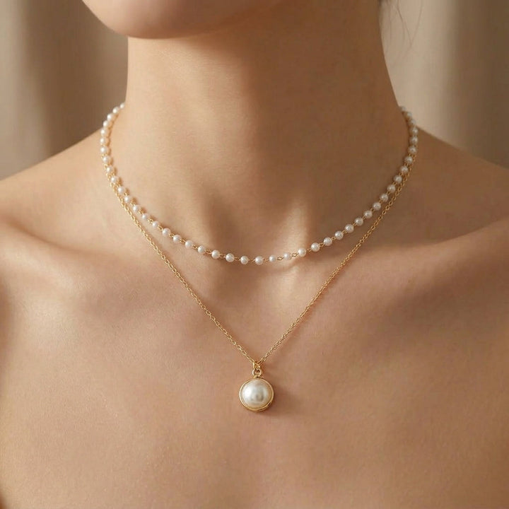 Elegant White Pearl Necklace