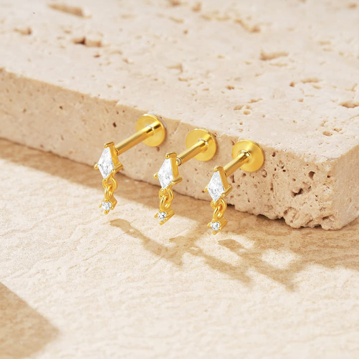 Sophie – Elegant Gold Rings with Subtle Luster.