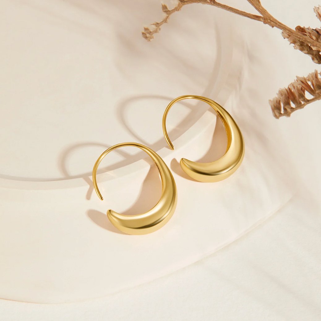 Structured Gold by Susanne