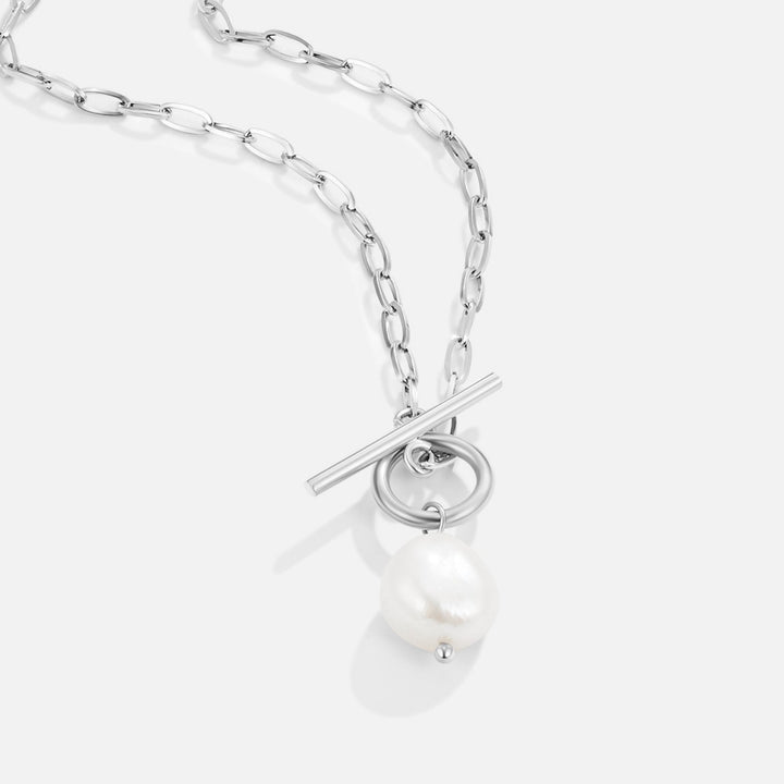 Elegant Pearl Necklace for Women