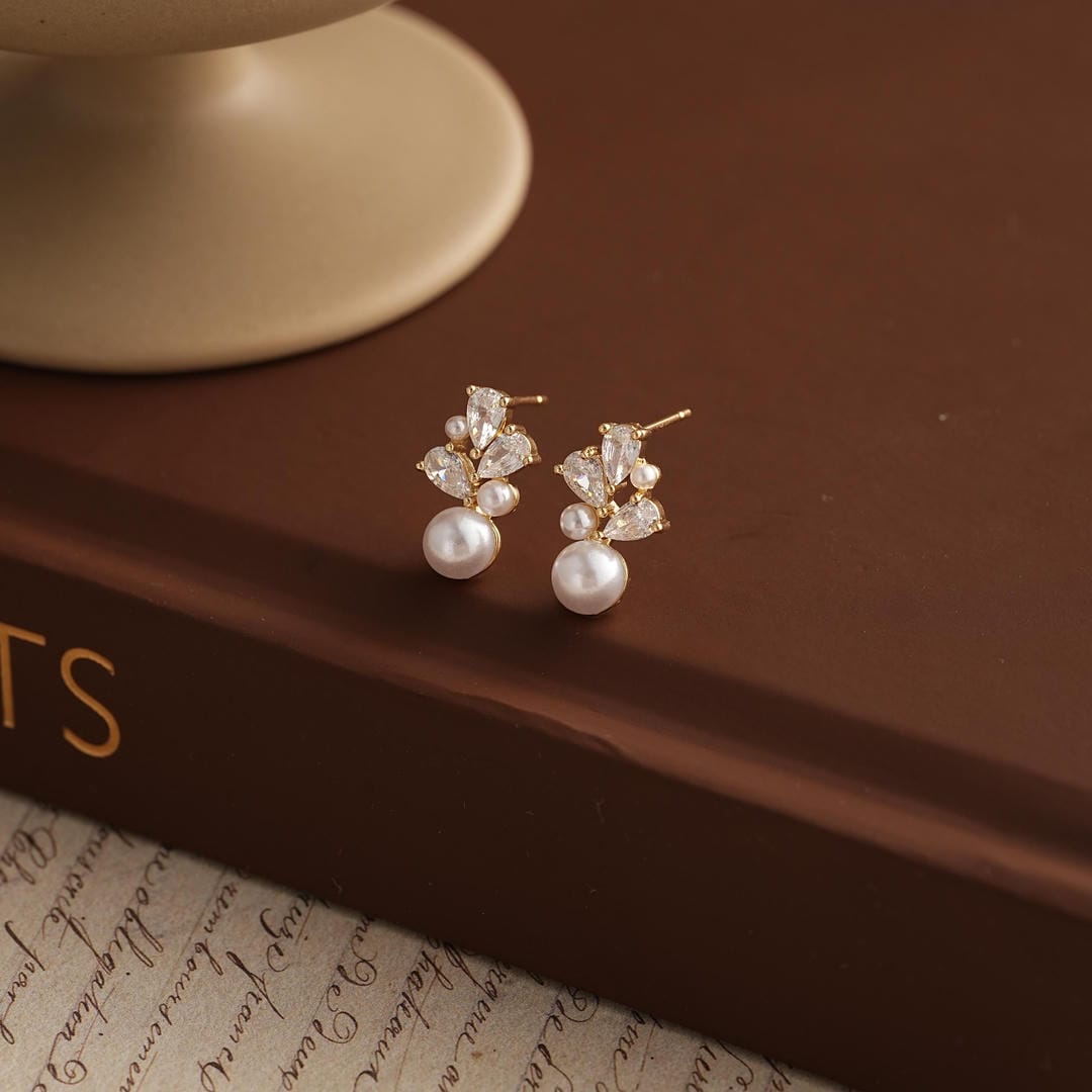 Cluster Drop Earrings with Freshwater Pearl Flowers